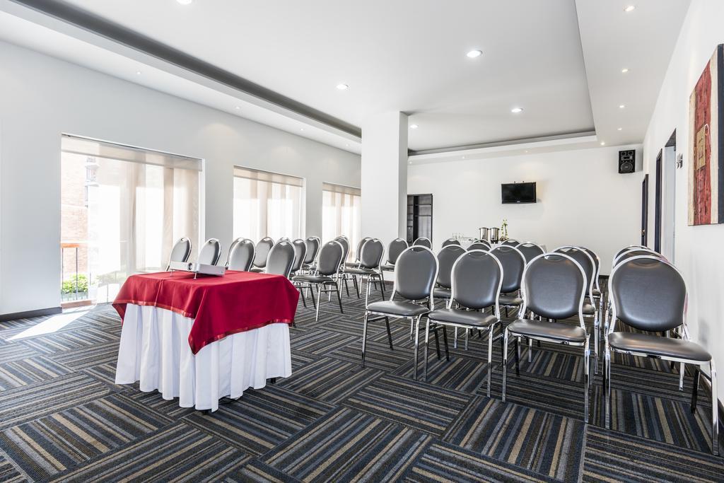 Aparthotel Travelers Plenitud Bogotá